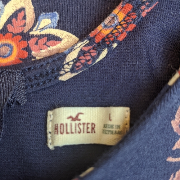 Hollister dress - Picture 2 of 7